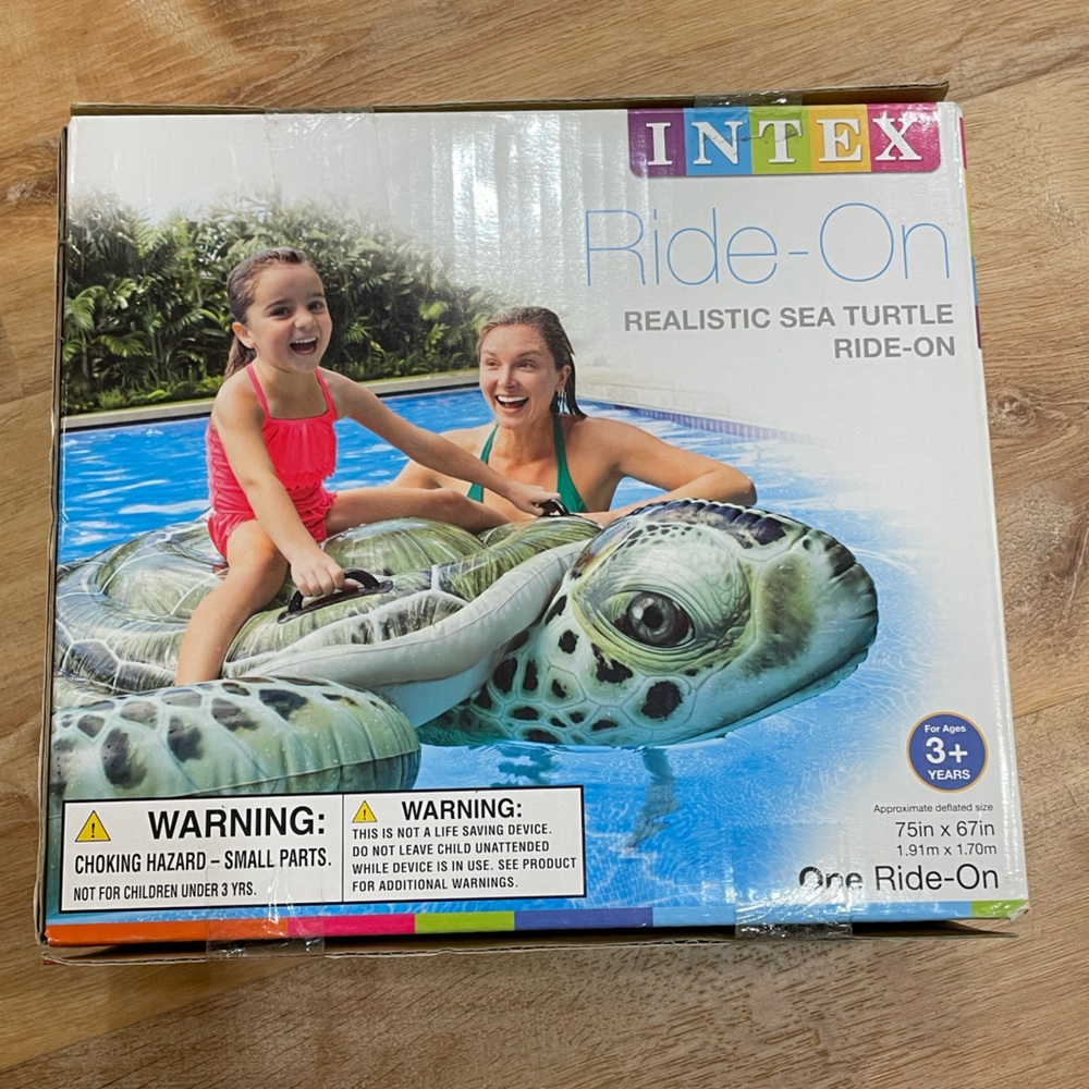 Intex Green Sea Turtle Ride-On - Picture 3 of 4